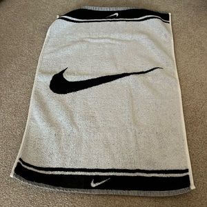 Nike tennis towel